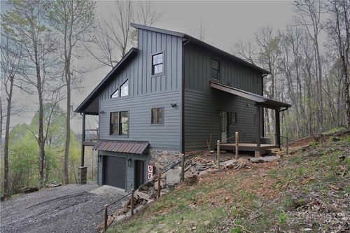 336 Maple Tree Lane, West Jefferson, NC, 28694 | Card Image