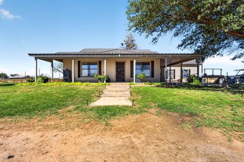 3055 County Road C1920, Stanton, TX, 79782-5015 | Card Image
