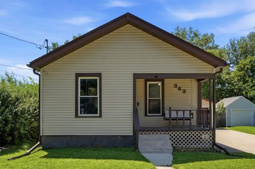363 Indiana Street, Waterloo, IA, 50703 | Card Image
