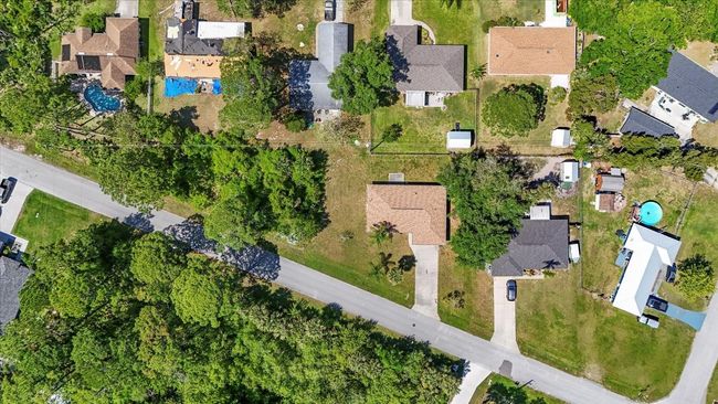 2732 Alamanda Dr, House other with 3 bedrooms, 2 bathrooms and null parking in Edgewater FL | Image 41