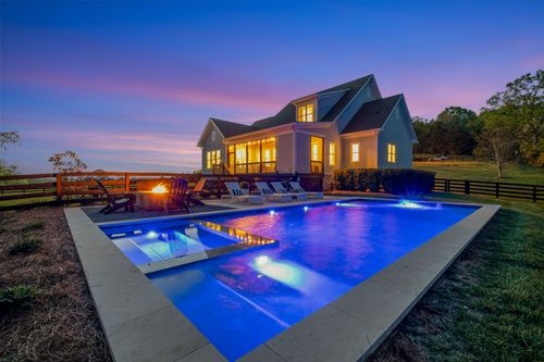 2151 Southern Preserve Ln, Franklin, TN, 37064-1648 | Card Image