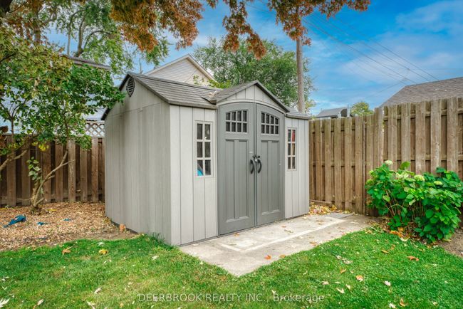 2620 Allyson Ave, House other with 4 bedrooms, 2 bathrooms and 2 parking in Windsor ON | Image 33