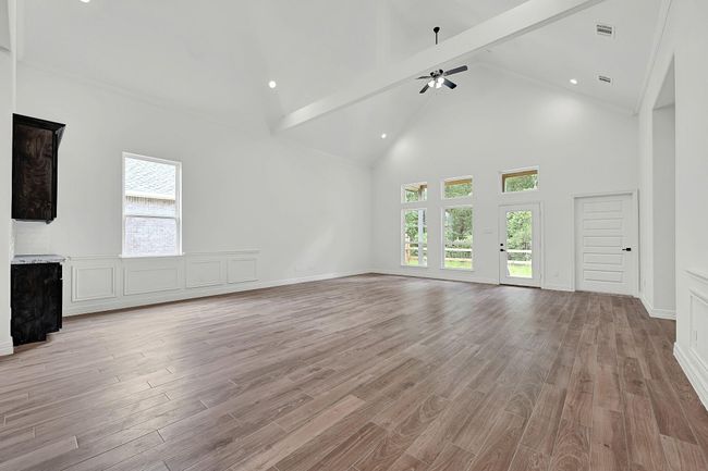 525 Little Spring Ct, House other with 4 bedrooms, 3 bathrooms and 2 parking in Anahuac TX | Image 16