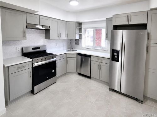 2-149-09 84th St, Howard Beach, NY, 11414-1238 | Card Image