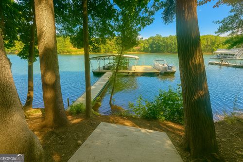 346 Lake Club Cir, Lavonia, GA, 30553-3221 | Card Image