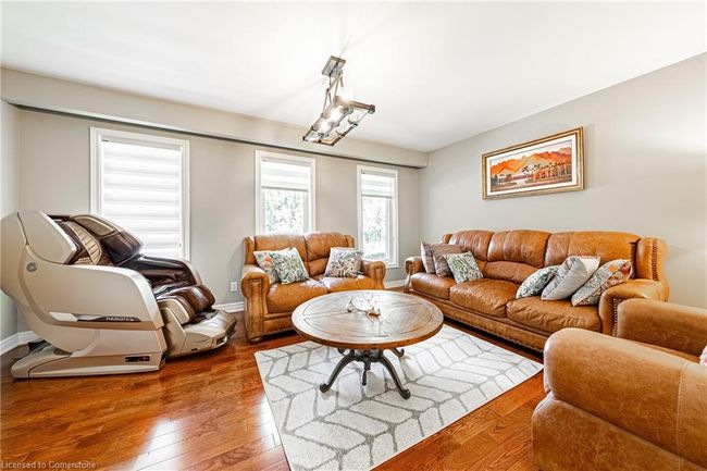 6 Iris Crt, House other with 7 bedrooms, 4 bathrooms and 13 parking in Carlisle ON | Image 10