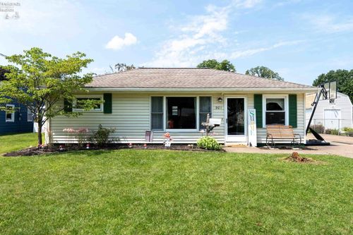 901 Thorpe Dr, Sandusky, OH, 44870-1626 | Card Image