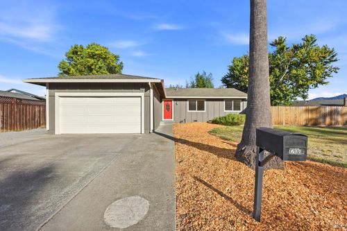 1208 Eric Ct, Rohnert Park, CA, 94928-1907 | Card Image