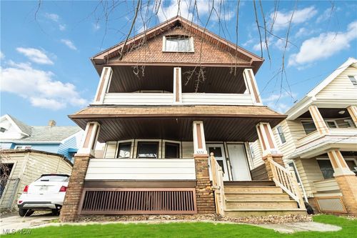 3272 W 88th St, Cleveland, OH, 44102-4804 | Card Image