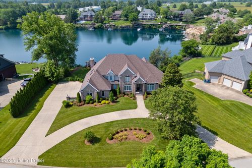 11732 Paramont Way, Prospect, KY, 40059-9058 | Card Image