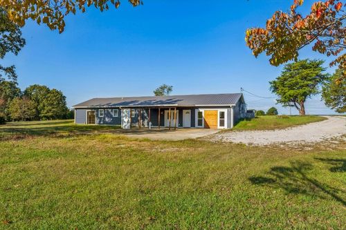 10112 Old Highway 46, Bon Aqua, TN, 37025-1722 | Card Image