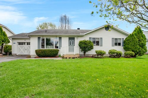 6277 Macrae Crt, Bainsville, ON, K0C1E0 | Card Image