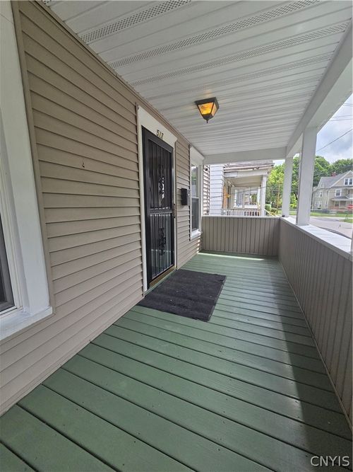 517 Garfield Ave, Syracuse, NY, 13205-1333 | Card Image