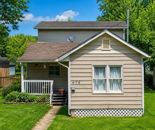 676 E Mark St, Marion, OH, 43302-2620 | Card Image