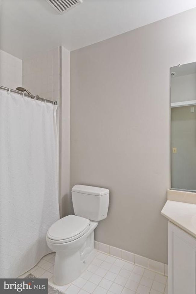 APT-117 - 2204 Westcourt Ln, Condo with 2 bedrooms, 1 bathrooms and null parking in HERNDON VA | Image 18