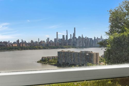 apt-1b-8550 Boulevard E, North Bergen, NJ, 07047-6079 | Card Image