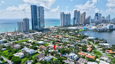 312 189th St, House other with 3 bedrooms, 2 bathrooms and null parking in Sunny Isles Beach FL | Image 2