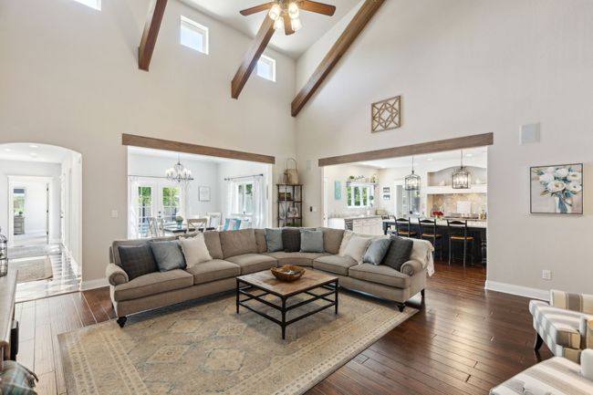 144 Hidden Valley Airpark, House other with 4 bedrooms, 4 bathrooms and null parking in Shady Shores TX | Image 6