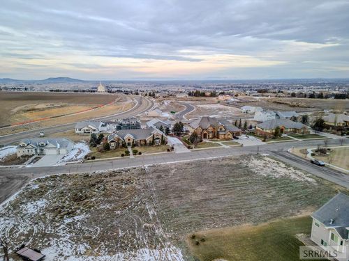 590 Wheatland Dr, Rexburg, ID, 83440-2642 | Card Image