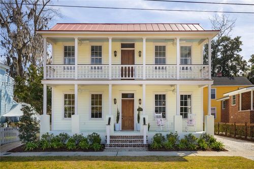 808 Washington St, Beaufort, SC, 29902-4657 | Card Image