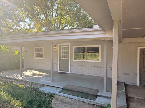 212 Paris Dr, Pottsboro, TX, 75076-3984 | Card Image