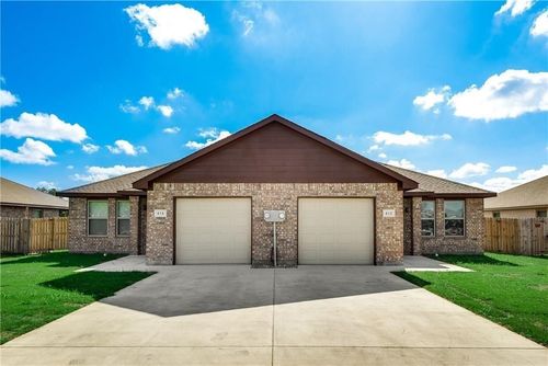 614 N 6th St, Gunter, TX, 75058-2154 | Card Image