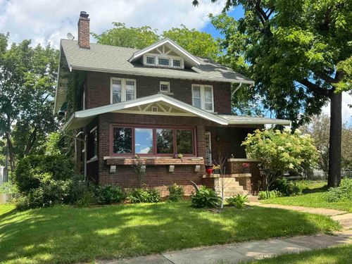400 Home Park Blvd, Waterloo, IA, 50701 | Card Image