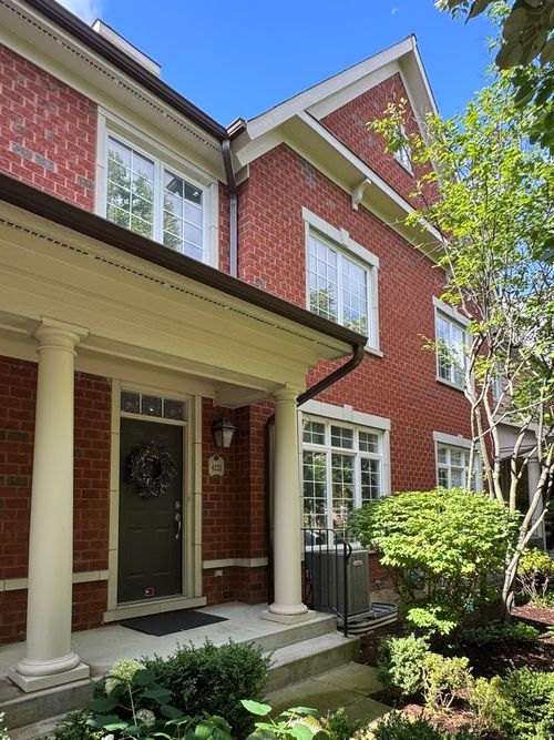 4253 Linden Tree Ln, Glenview, IL, 60026-1224 | Card Image
