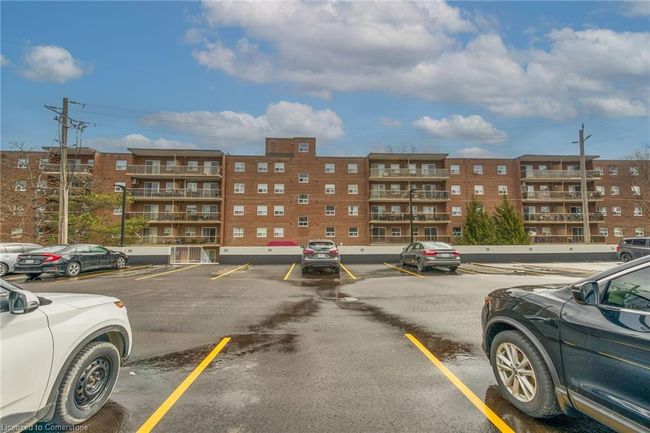 512 - 793 Colborne St, House attached with 3 bedrooms, 1 bathrooms and 2 parking in Brantford ON | Image 36