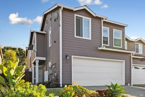 279 Clearpointe Drive, Vallejo, CA, 94591 | Card Image