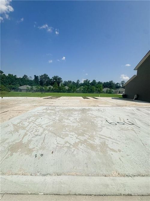 apt-604-43225 Creek Cir, Hammond, LA, 70403-6375 | Card Image