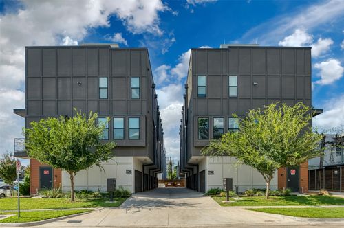 unit-202-4205 Roseland Ave, Dallas, TX, 75204-4581 | Card Image