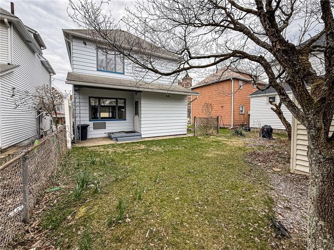 124 E Madison Ave, House other with 4 bedrooms, 2 bathrooms and null parking in Vandergrift PA | Image 27