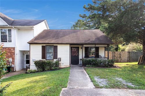 8219 Canyon Forge Dr, Riverdale, GA, 30274-4470 | Card Image