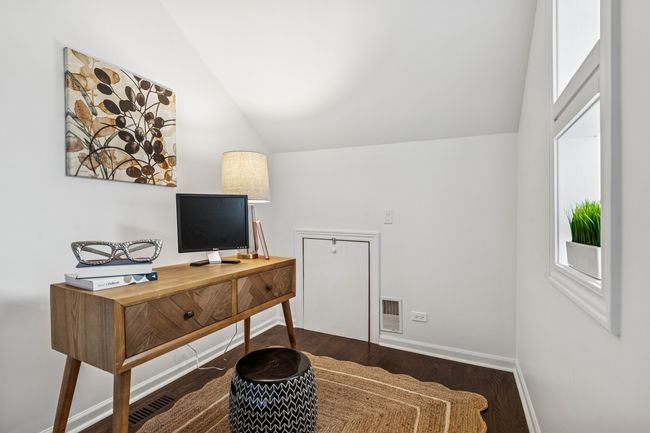 B - 1443 Wrightwood Ave, Condo with 2 bedrooms, 3 bathrooms and 1 parking in Chicago IL | Image 15