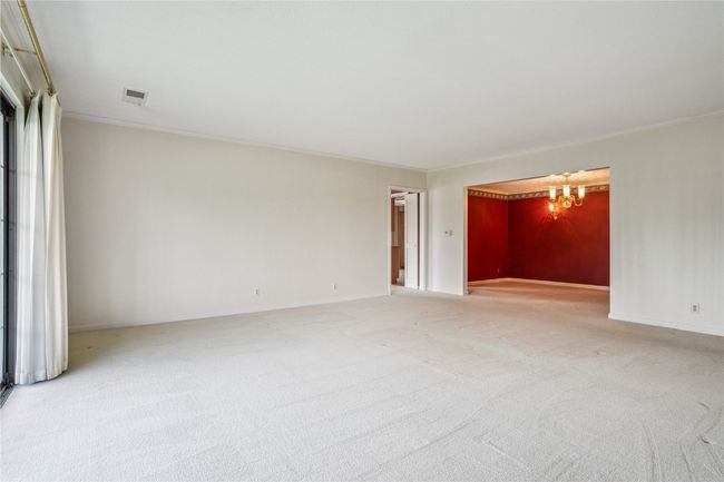 LIVING ROOM | Image 5