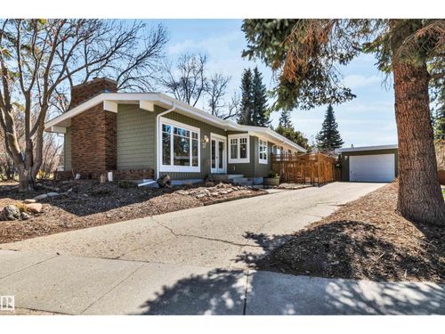 37 Glenmore Cres, St Albert, AB, T8N0S6 | Card Image