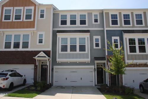 1252 Commack Dr, Durham, NC, 27703-6806 | Card Image