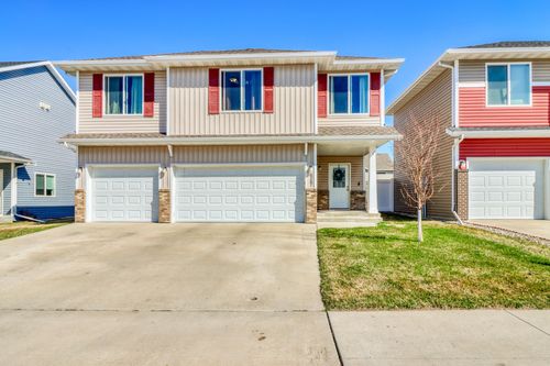 6267 59th Ave S, Fargo, ND, 58104-5717 | Card Image