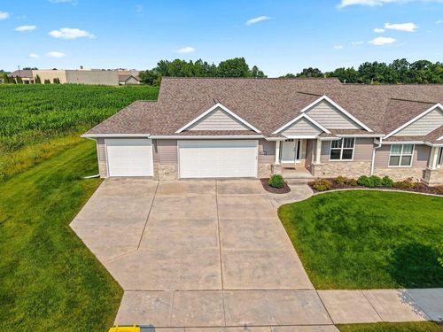 911 Barronwood Drive, GREEN BAY, WI, 54311 | Card Image