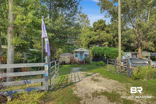 331 Buena Vista Dr, Lillian, AL, 36549-5315 | Card Image