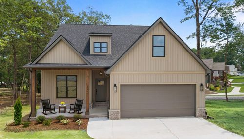 300 Dogwood Ln, Fort Oglethorpe, GA, 30742-3459 | Card Image