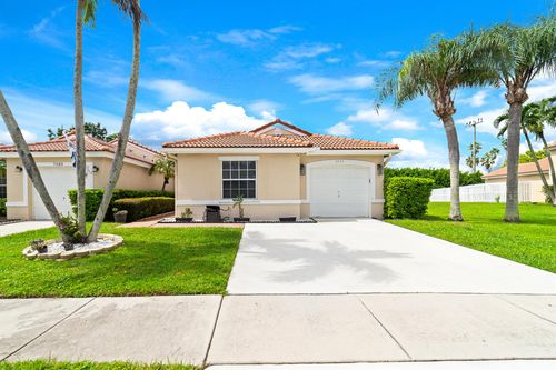 7577 Edisto Dr, Lake Worth, FL, 33467-7769 | Card Image