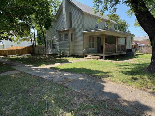 1601 Millington St, Winfield, KS, 67156-4939 | Card Image