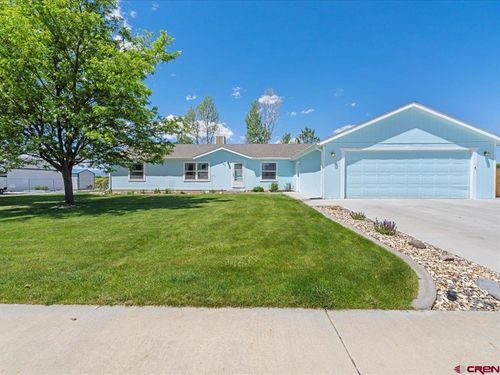 620 Golden Dr, Montrose, CO, 81401-3849 | Card Image