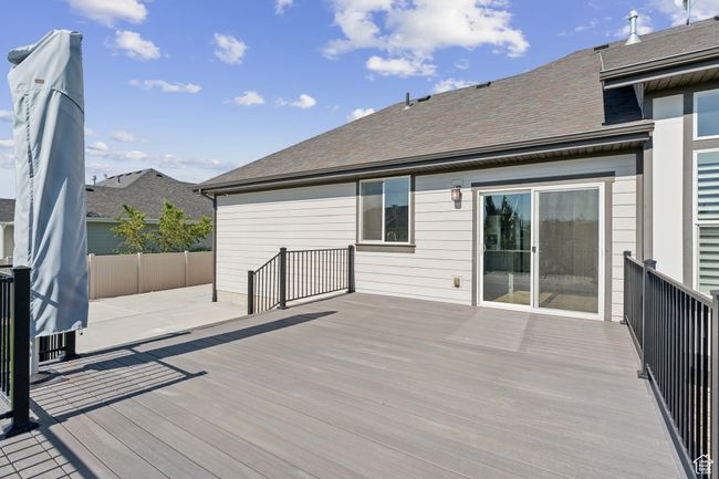 View of wooden terrace | Image 34