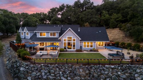 4561 Lake Ridge Rd, Ukiah, CA, 95482-8845 | Card Image