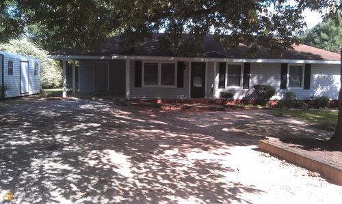 565 Womack Rd, Covington, GA, 30016-1883 | Card Image
