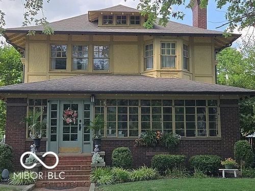 316 Broadway St, Shelbyville, IN, 46176-1002 | Card Image