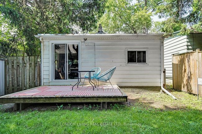 718 William St, House other with 3 bedrooms, 1 bathrooms and 3 parking in London ON | Image 34